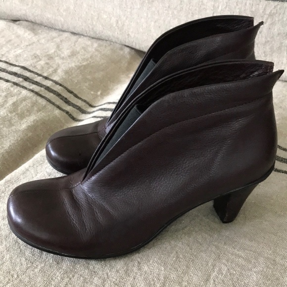 Gentle Souls by Kenneth Cole Eggplant Leather Booties-Comfort Footbed - Picture 2 of 8